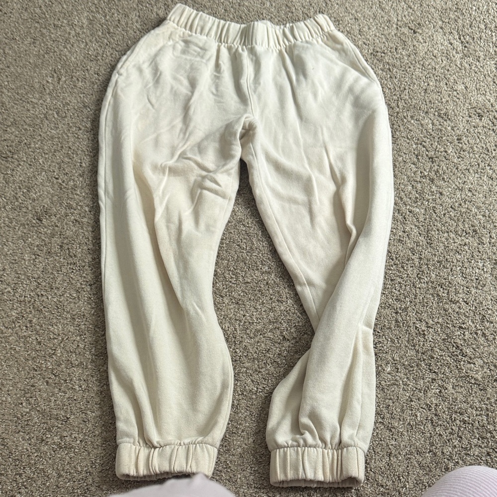 H&M Women's Off-White Jogger Pants